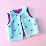 Gilet Teddy con fiorellini ricamati